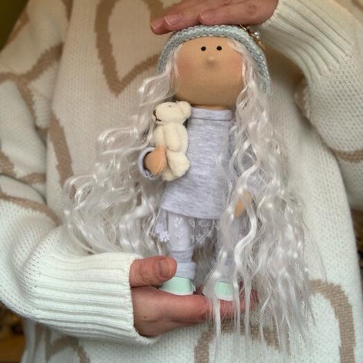 Кукла Снежка с мишкой