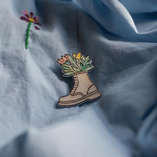 Ceramic brooch Flowers in Boot