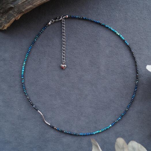 Изящный чокер "Экстатик" из хризоколлы