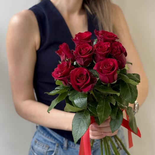 9 красных роз прямо с плантаций 🥰