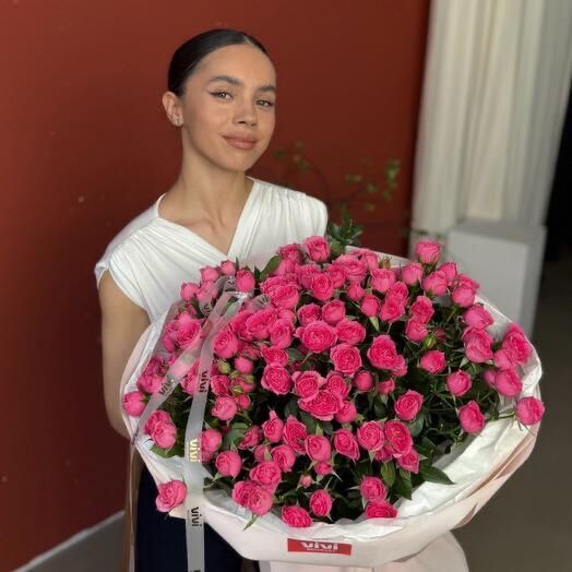 Моно букет из кустовой розы Sofia