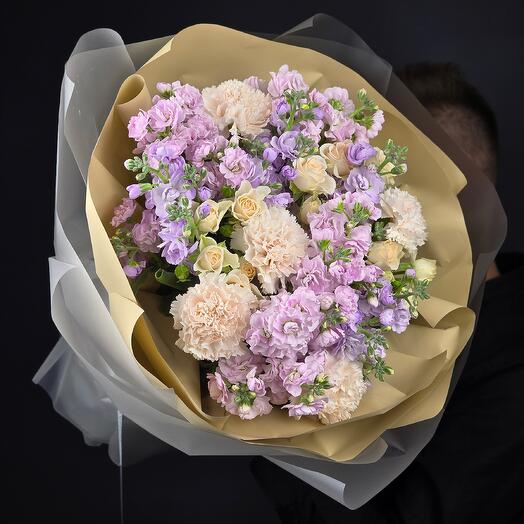 Авторский букет "Sofi rose 🌸" с кустовыми розами