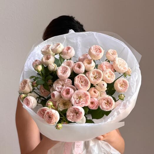 «Шепот роз»