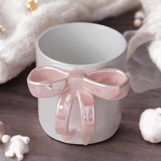 Кружка Бантик керамика жемчужно-розовая 350 мл