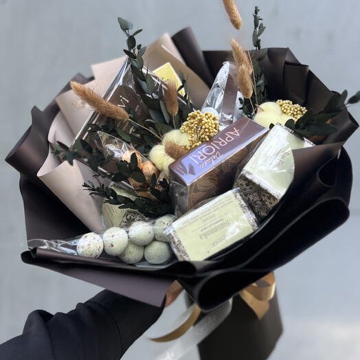 Букет из чая и кофе «Шоколад средний» к Дню Учителя