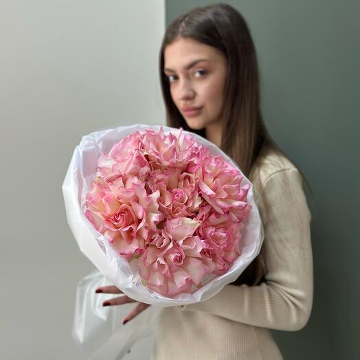 Нежный букет с французской розой 255