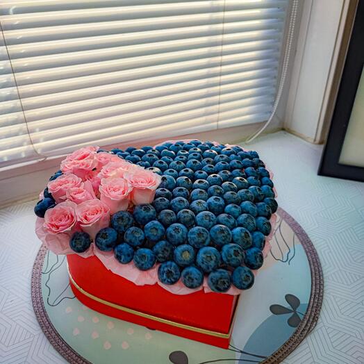 Bouquet of blueberries with flowers