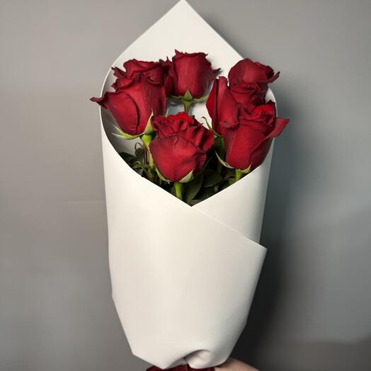 Букет из бордовых роз 7 шт