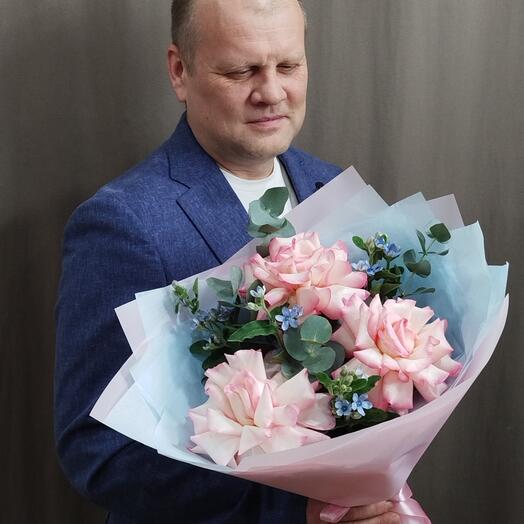 Авторский букет с Твидией