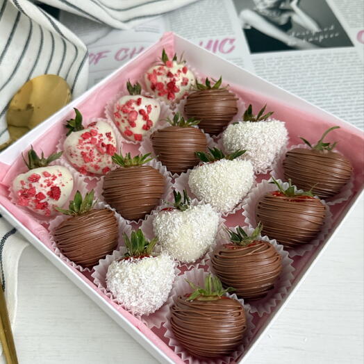 Клубника в шоколаде 16 шт в подарок