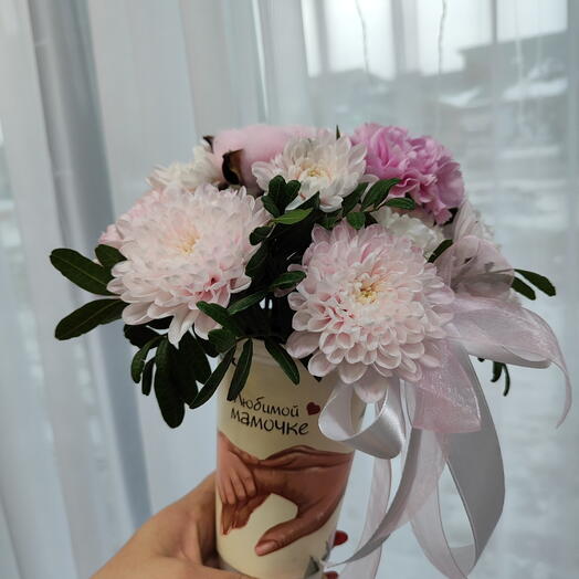 Цветы в стакане
