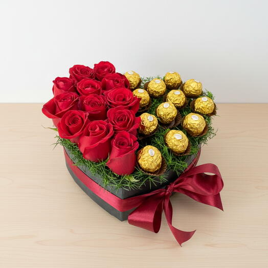 Heart, Roses and Chocolates