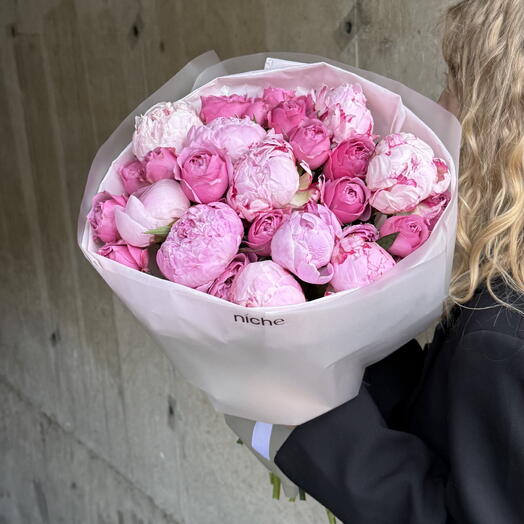 Peony love