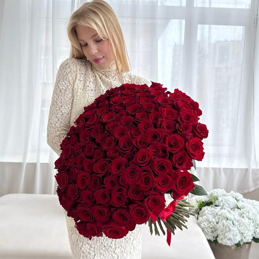 101 эквадорская роза «Эксплорер»