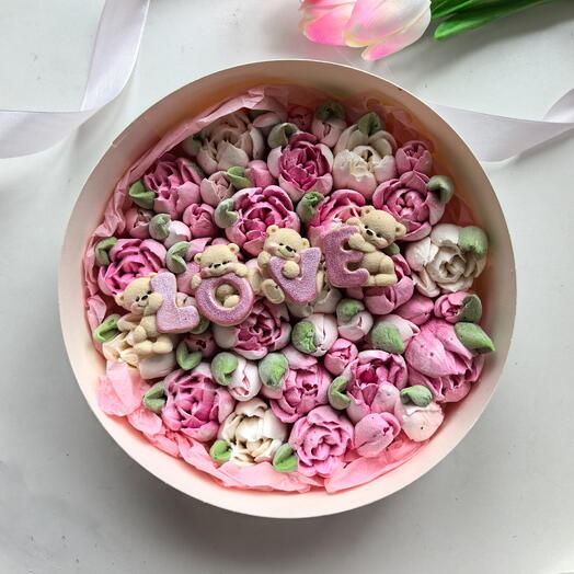 Мишки Love из шоколада, тюльпаны из зефира для девушки, жены, подруги