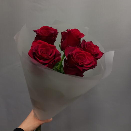 Букет красных эквадорских роз 5