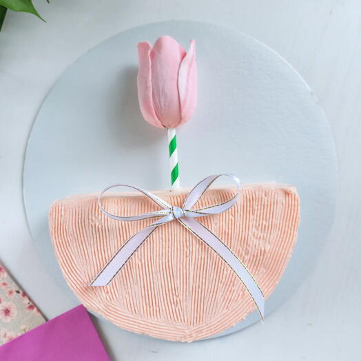 Тортик с тюльпаном на 8 марта
марта