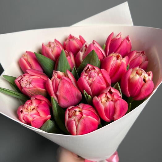 Букет пионовидных тюльпанов