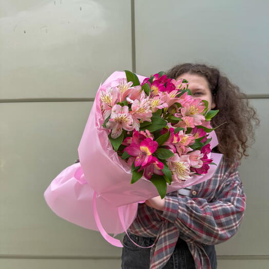 Букет сезонных весенних Альстромерий 🎁