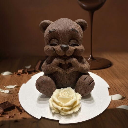 Шоколадная фигура «Мишка с цветком»