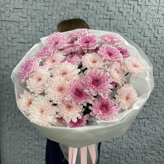 Букет из 7 розовых кустовых хризантем
