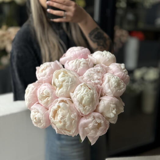 Шикарные крупные пионы под ленту 15 штук PEONY112