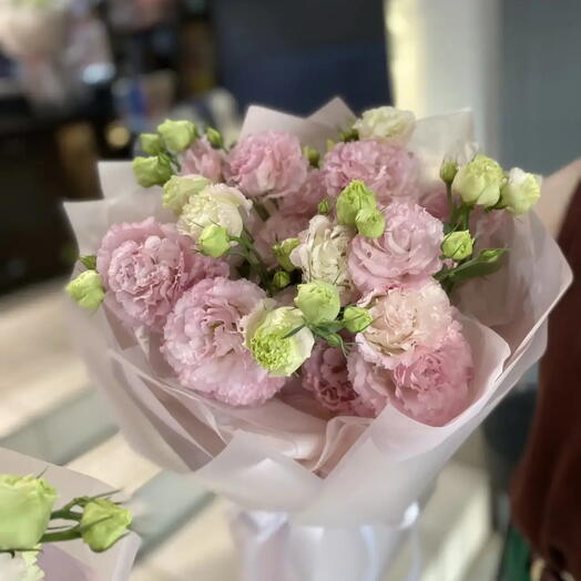 Букет шикарной сезонной розовой эустомы,элегантно и ооочень нежно 💕