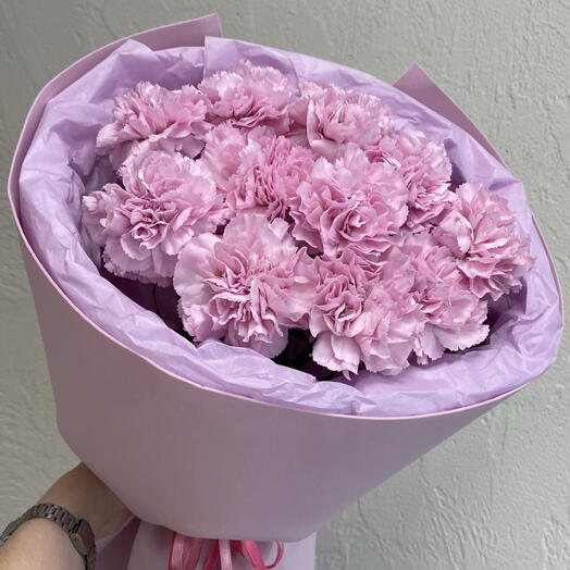 Букет с диантусами в розовом оформление 🌸