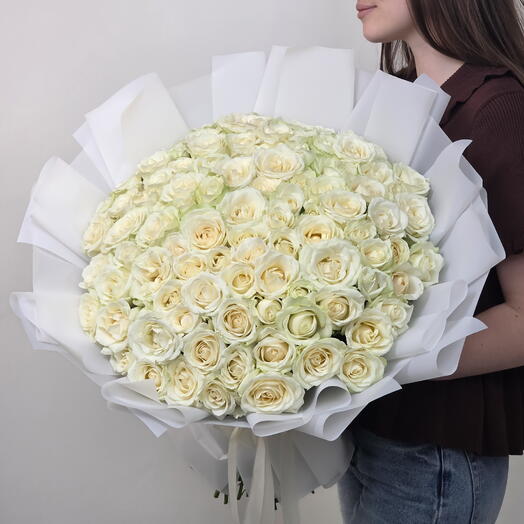 Великолепный букет из 101 розы Аваланж