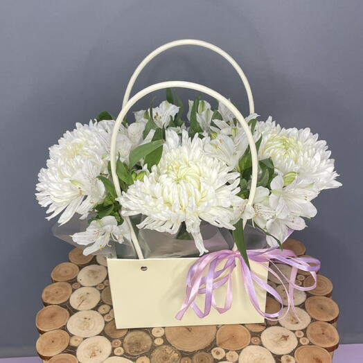 Композиция из стойких цветов 🌸