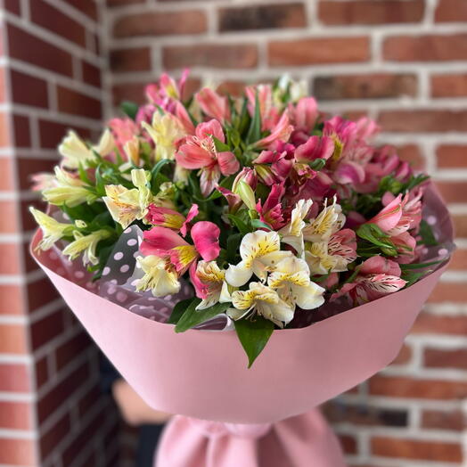 Delicate bouquet of alstroemeria