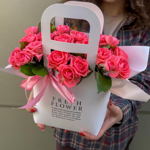 Роза Барбадос с сумочке + сладкий подарок 🎁