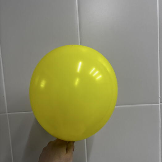 Balloon 30cm yellow with helium