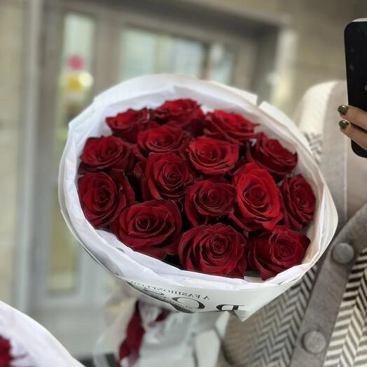 Букет из красных роз