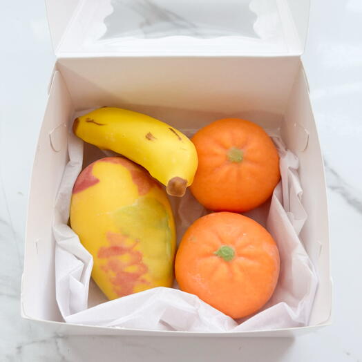 Корпусные пирожные 4 штуки с мандаринами и манго