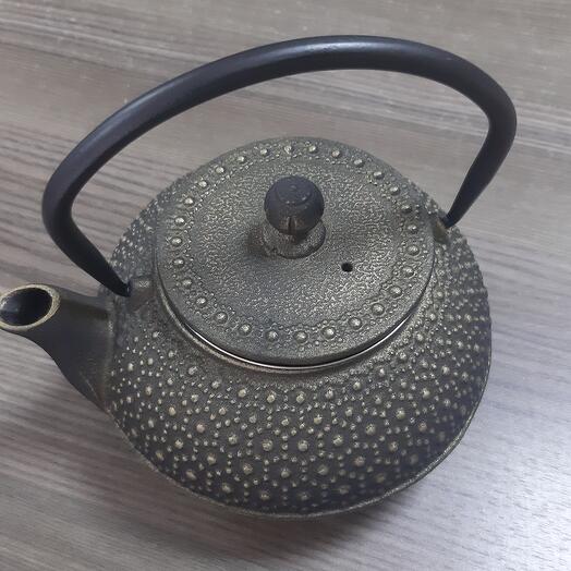 Чайник 0.6л, "Золото", чугун