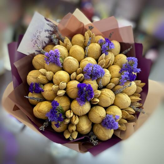 Walnut with lavender and statice