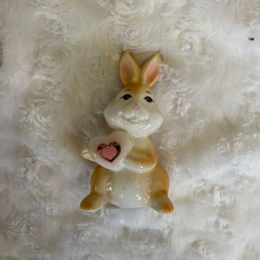 Фигурка зайчик статуэтка