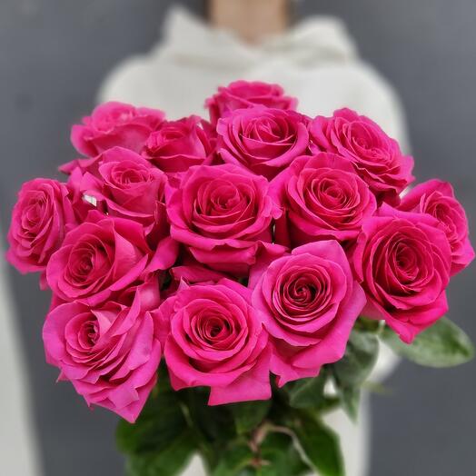 Bouquet of 15 roses Ecuador Pink Floyd