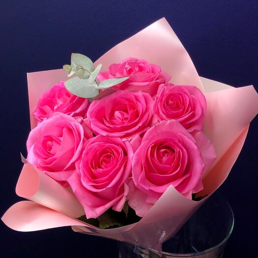 Bouquet of 7 pink roses