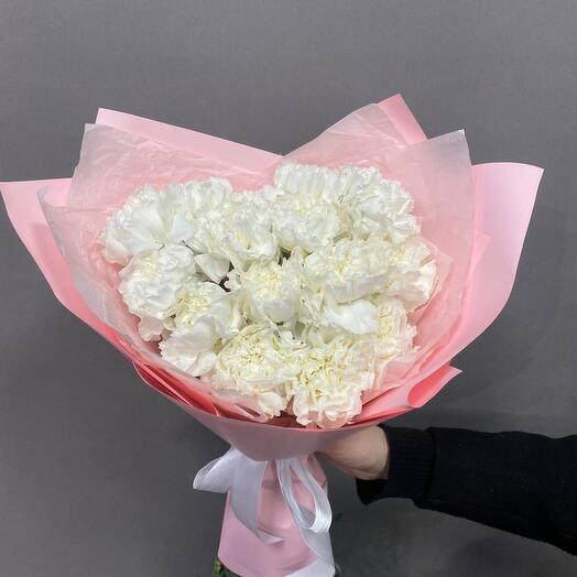 Bouquet of 15 white carnations