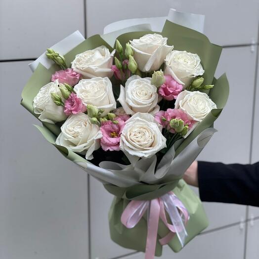Букет из белых роз "Феерия"