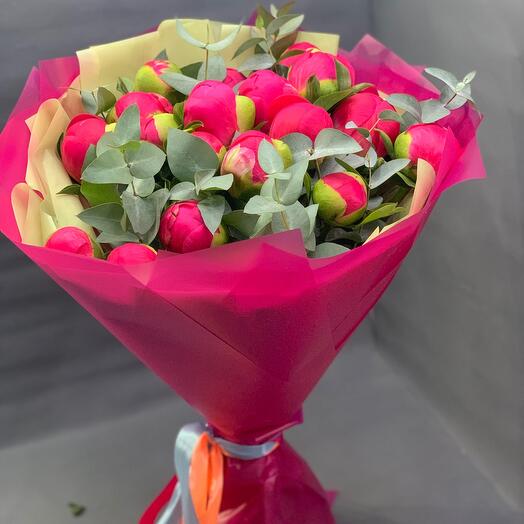 Peonies Korl charm