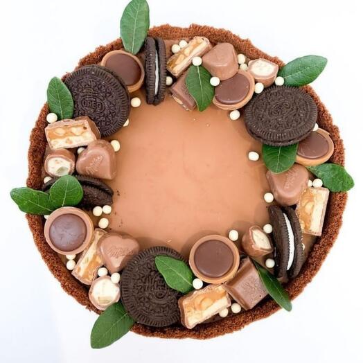 Шоколадно кофейный чизкейк с конфетами