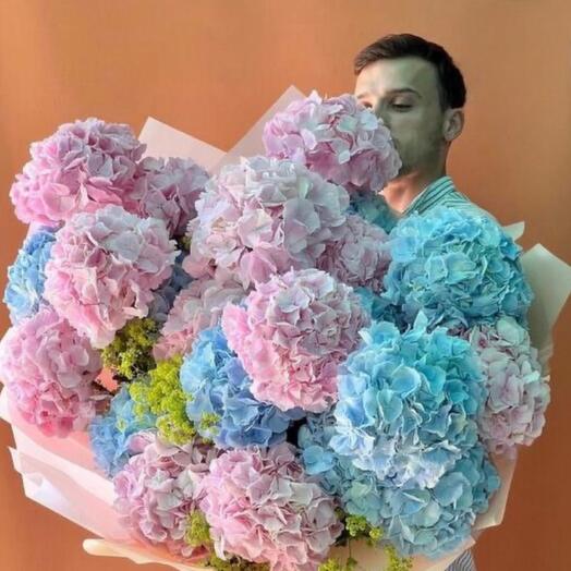 Bouquet of pink and blue hydrangeas