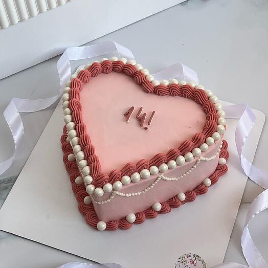 Lambeth heart cake