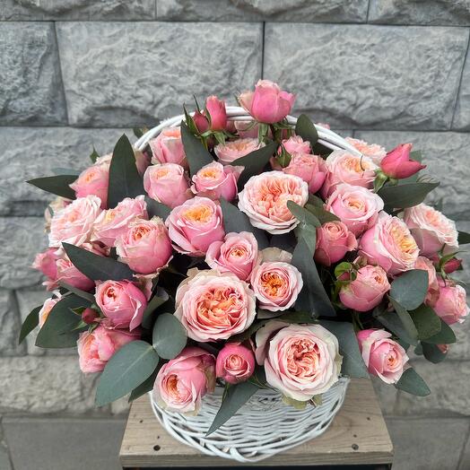 Корзина с цветами