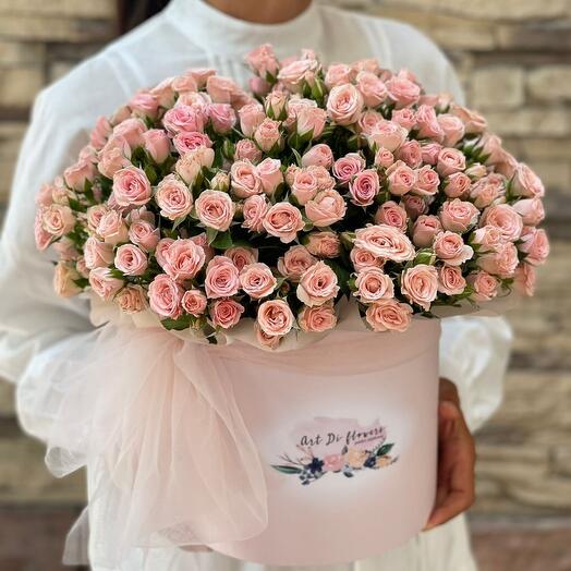 Спрей розы в коробке