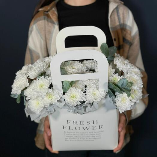 Handbag with chrysanthemum and eucalyptus