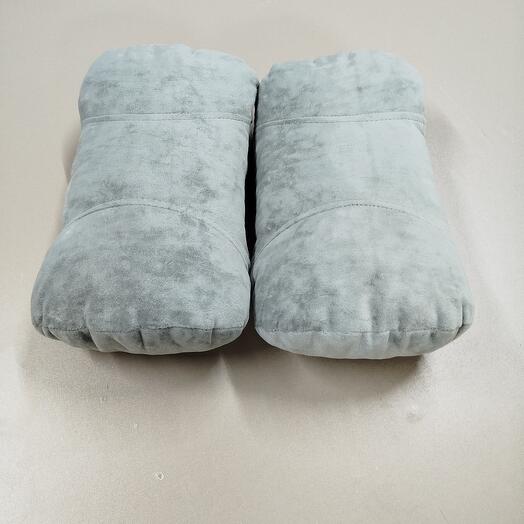 Подушка - подголовник серый